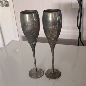 Elegant Silver Champagne Flutes